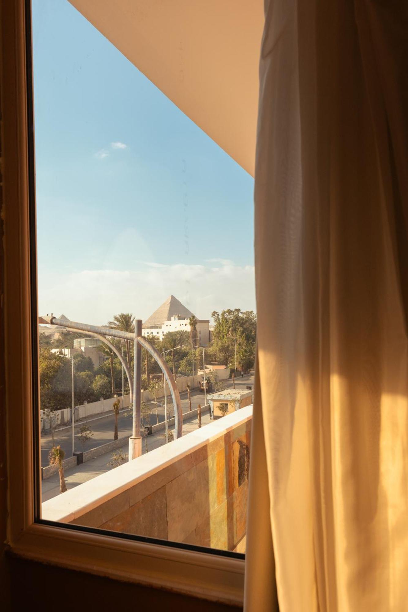 Almas Pyramids View Hotel Kafret el-Gabal Extérieur photo