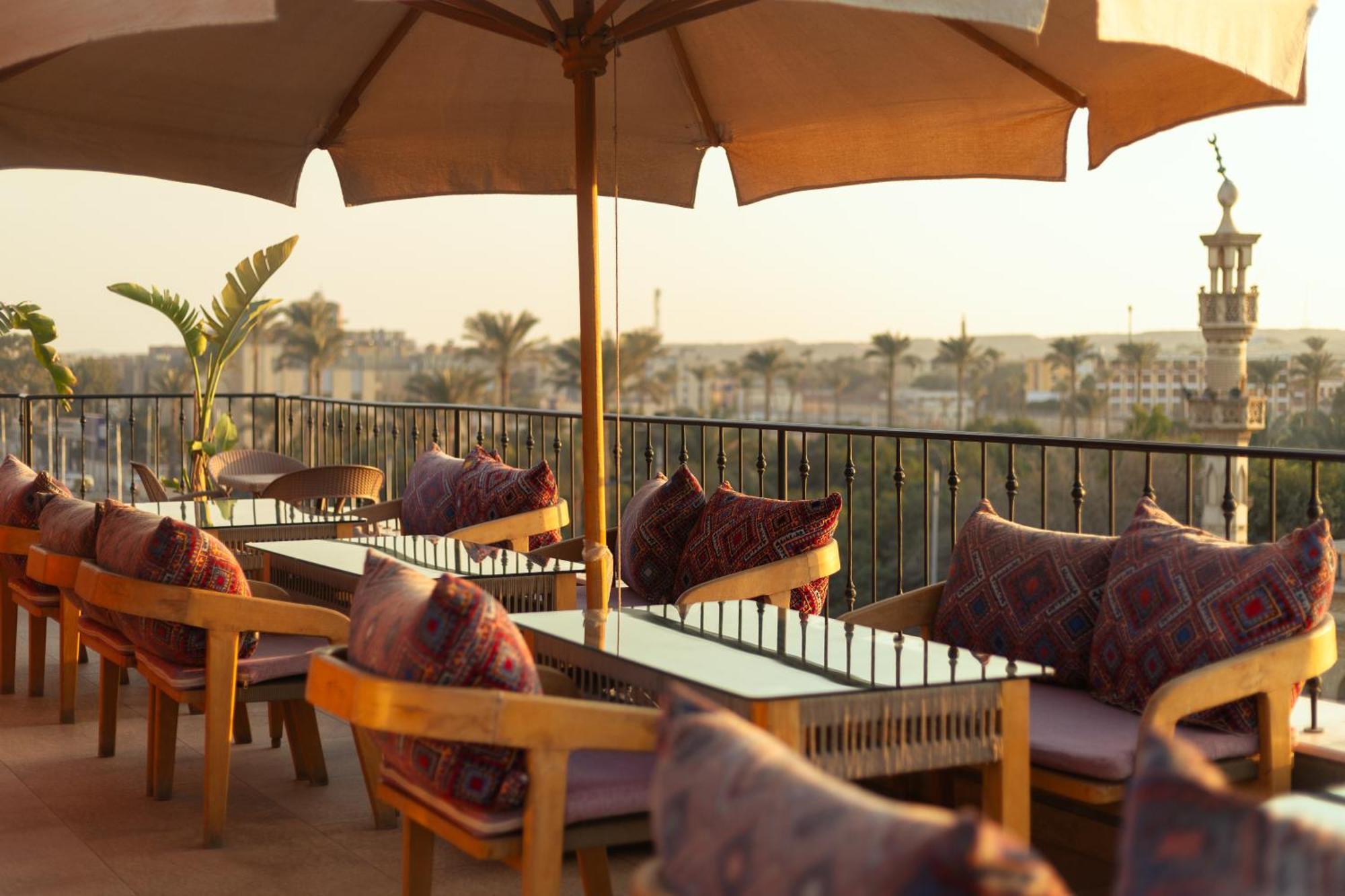 Almas Pyramids View Hotel Kafret el-Gabal Extérieur photo