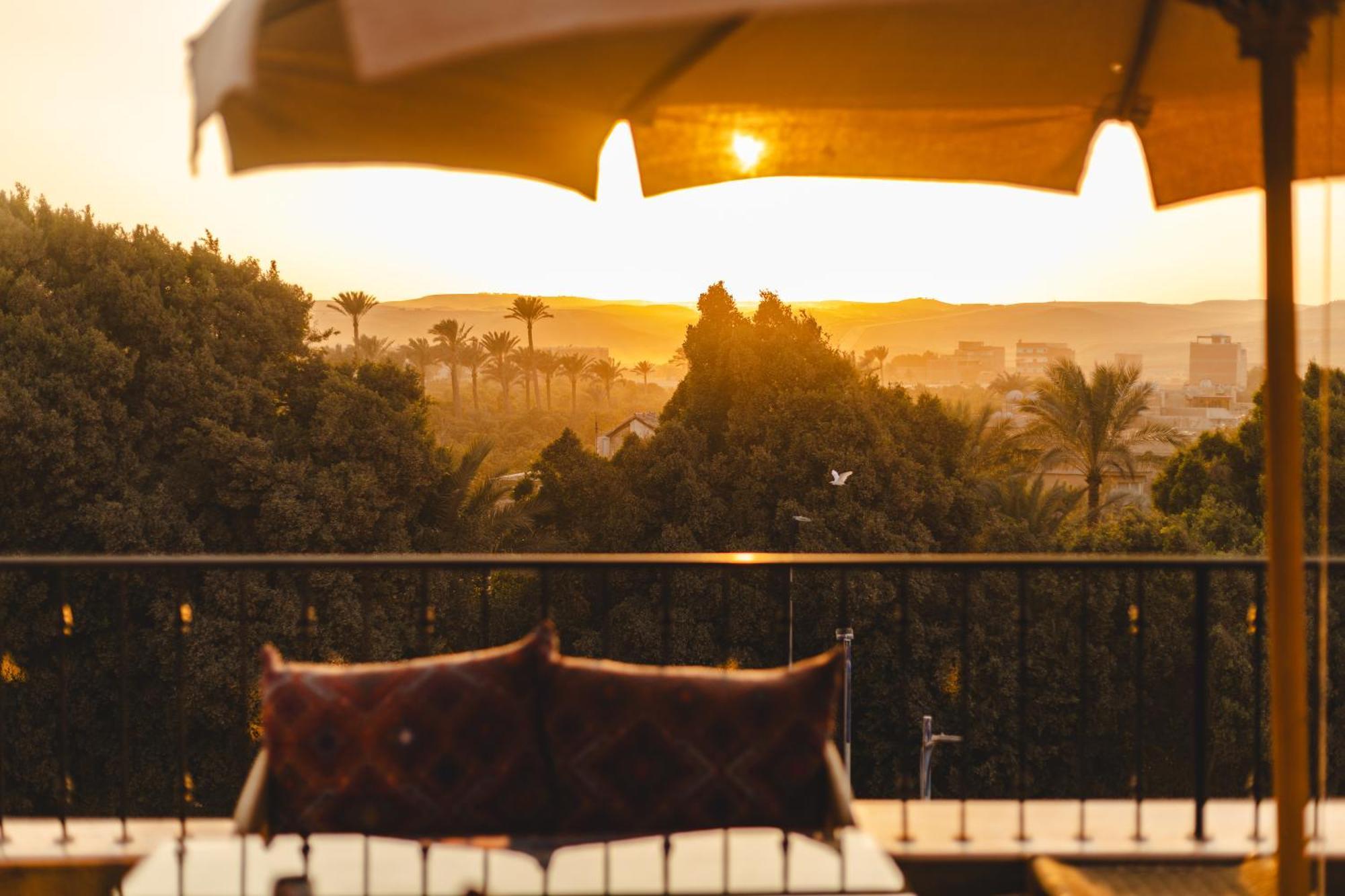 Almas Pyramids View Hotel Kafret el-Gabal Extérieur photo